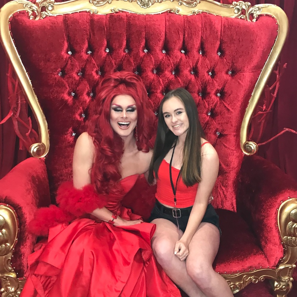 Red Ruffle Crop Top - Picture 4 of 4